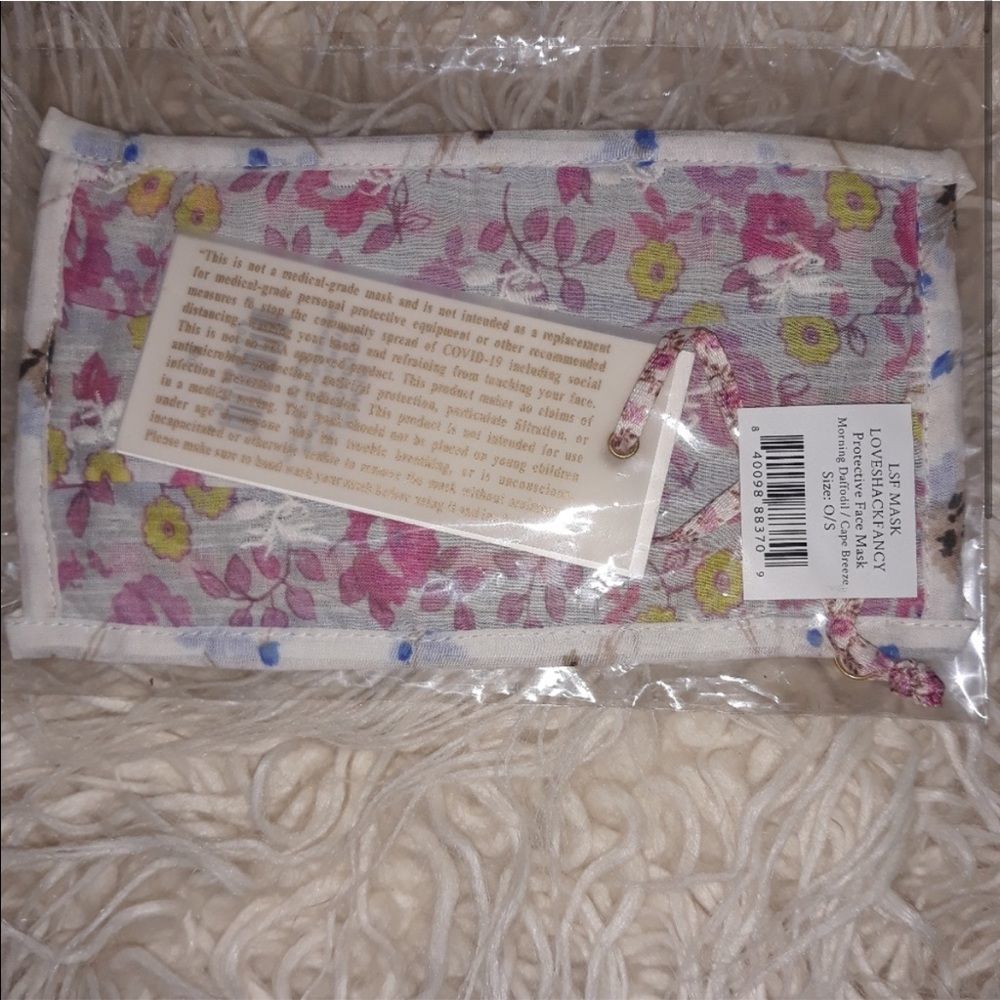 LOVESHACKFANCY Double Sided Tie String Bow Face Mask - Picture 3 of 3